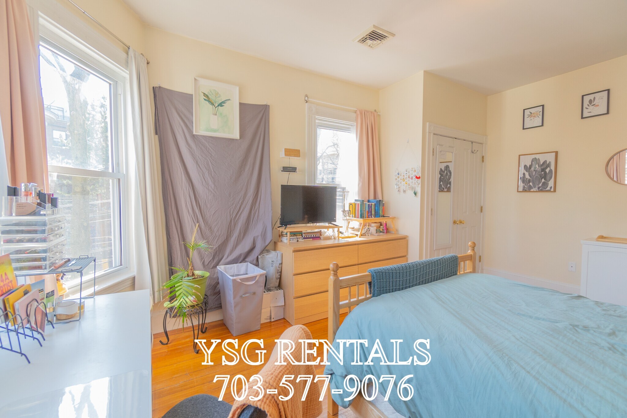 Building Photo - 102 Cypress St