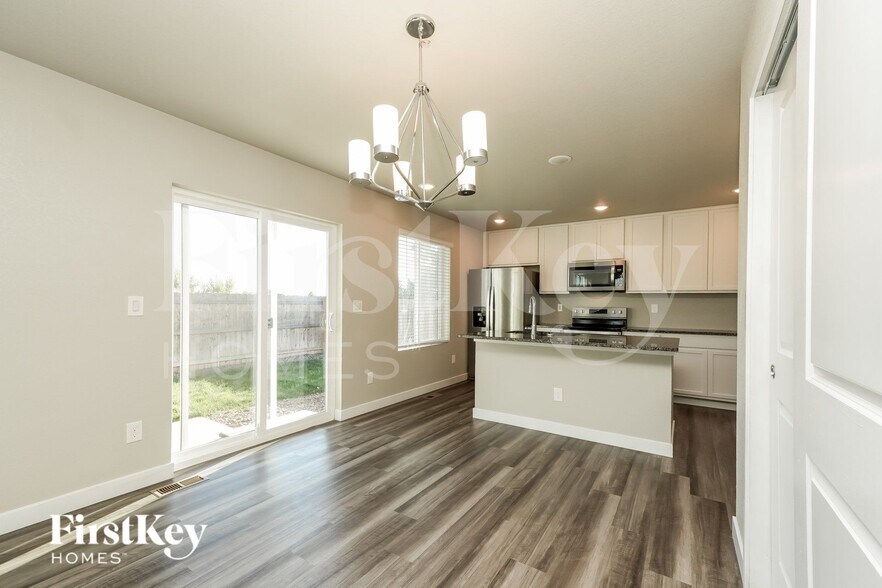 Building Photo - 10045 Luneth Dr