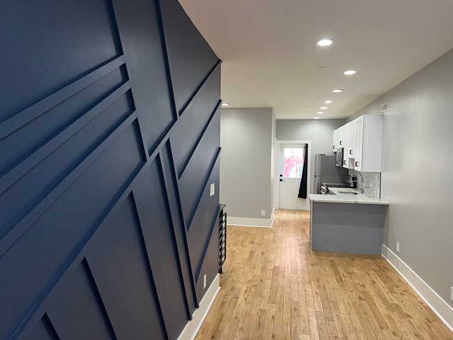 Building Photo - 2319 Jasper St