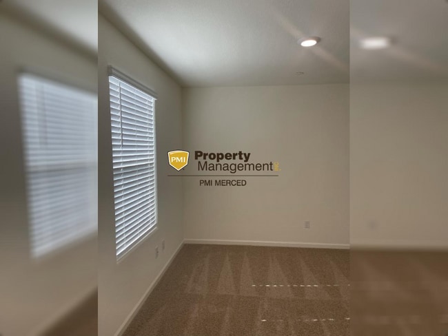 Building Photo - "Charming 3-Bed Haven with Granite Elegance in Merced!"