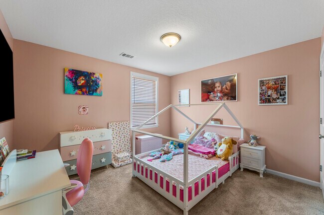 Building Photo - 9928 Long Leaf Pne Dr