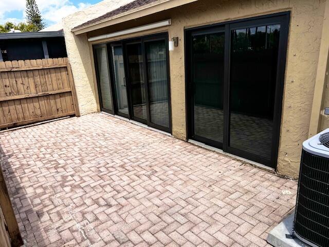 Building Photo - 10323 Boca Bend W