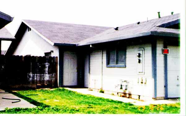Primary Photo - 5905-5907 Claus Rd