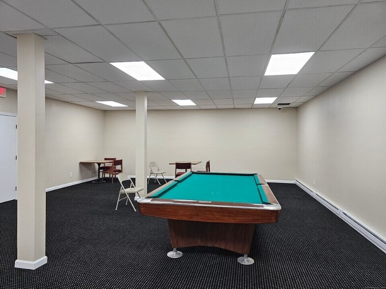 Building Photo - 34 A Padanaram Rd