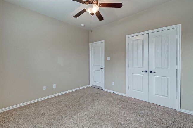 Building Photo - 4814 Sequoia Park Ln