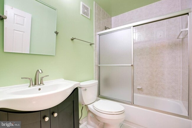 Building Photo - 3105 Sutherland Hill Ct