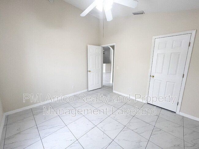 Building Photo - 3309 Verbena Ave