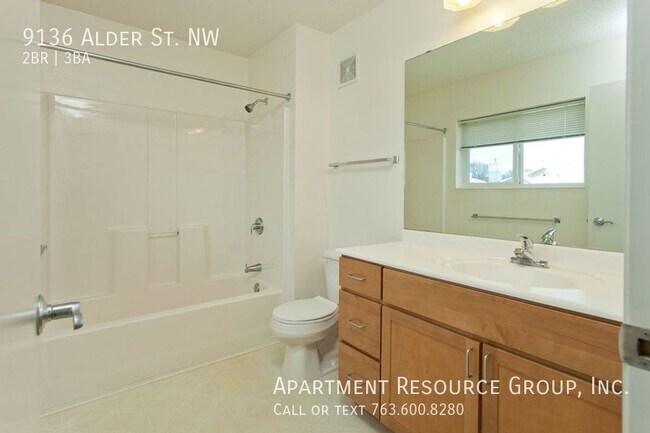 Building Photo - 9136 Alder St NW