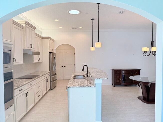 Building Photo - 44 Ocale Ct