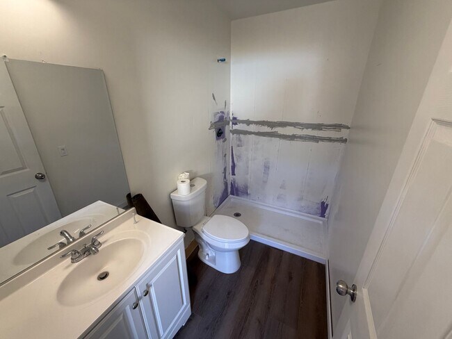 Building Photo - 4813 Almaguer Ave