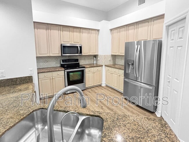 Building Photo - 10293 Allamanda Blvd