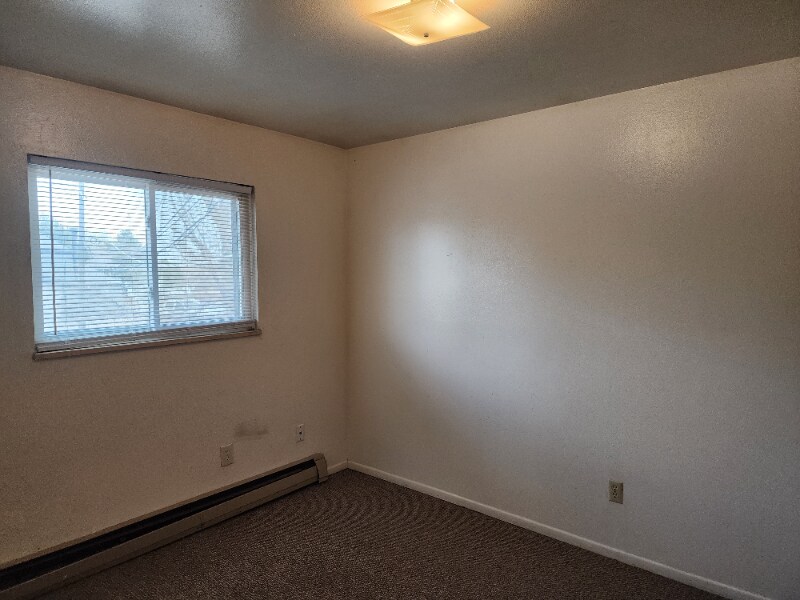Building Photo - 4223 Forrest Hill Rd