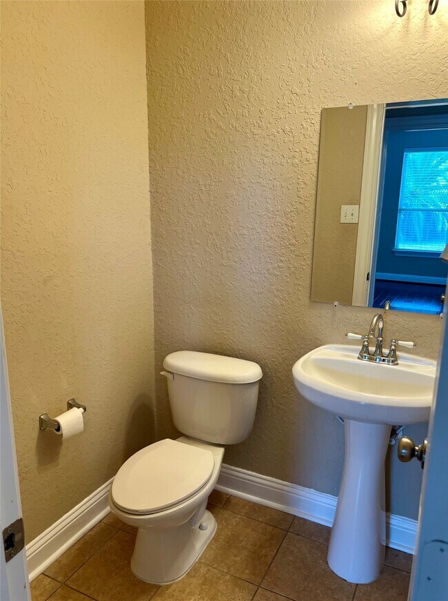 Building Photo - 5119 Big Meadow Ln