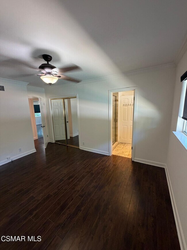 Building Photo - 23723 Oxnard St