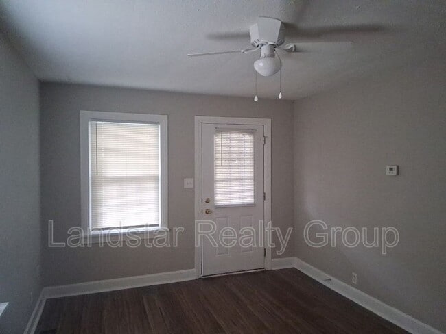 Building Photo - 1319 Thornberry Ave