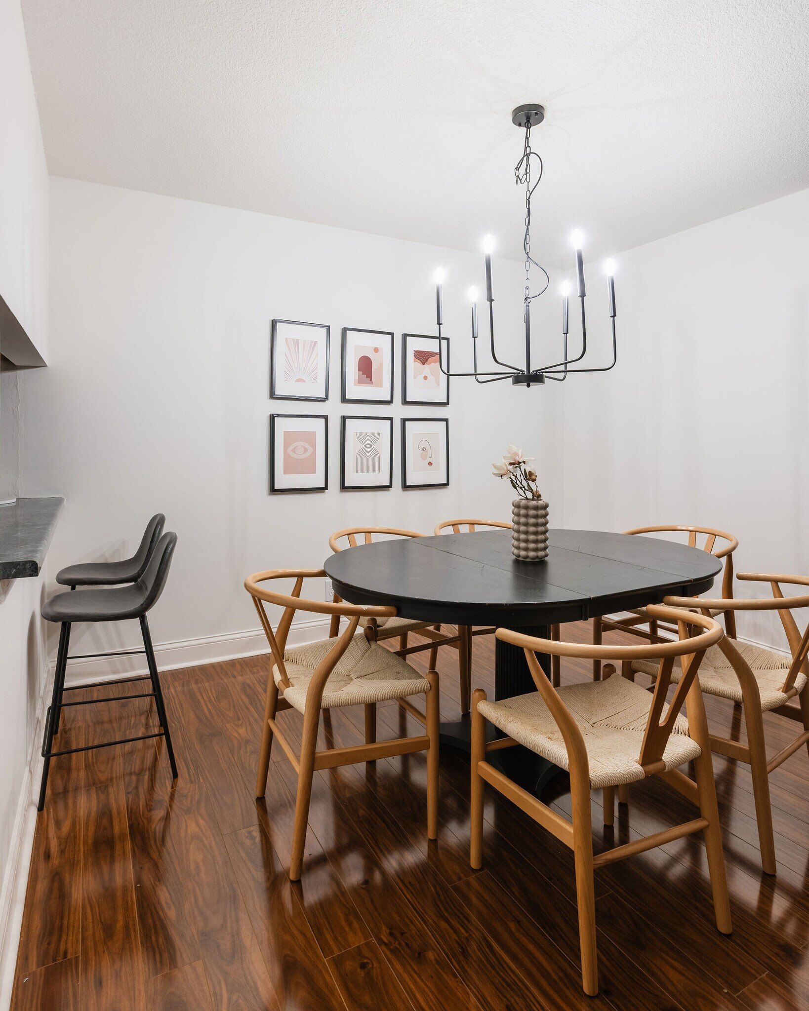 Building Photo - 35 Nathan Ln N