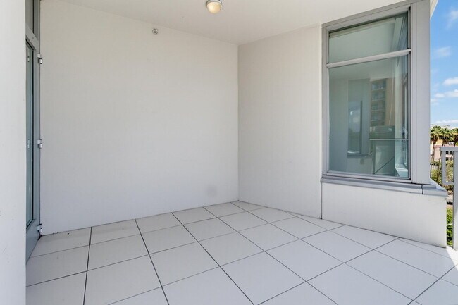 Building Photo - Skyline Views & Sophisticated Corner Living at Aria in Cortez Hill
