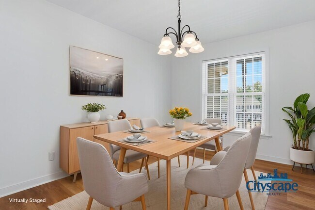 Building Photo - FABULOUS 4 BEDROOM CHESTERFIELD HOME