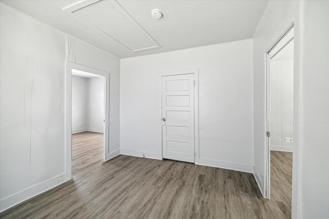 Building Photo - 3429 Beulah St