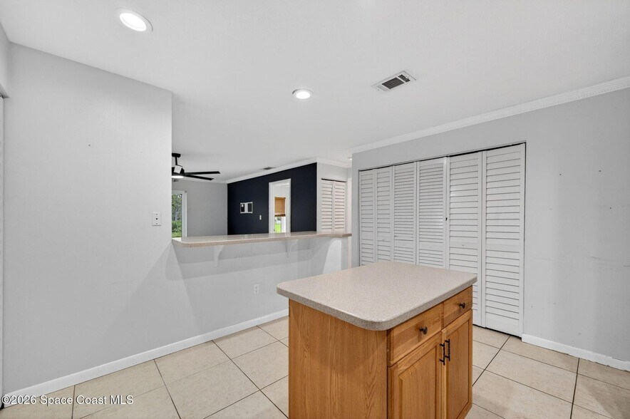 Building Photo - 1515 Huntington Ln