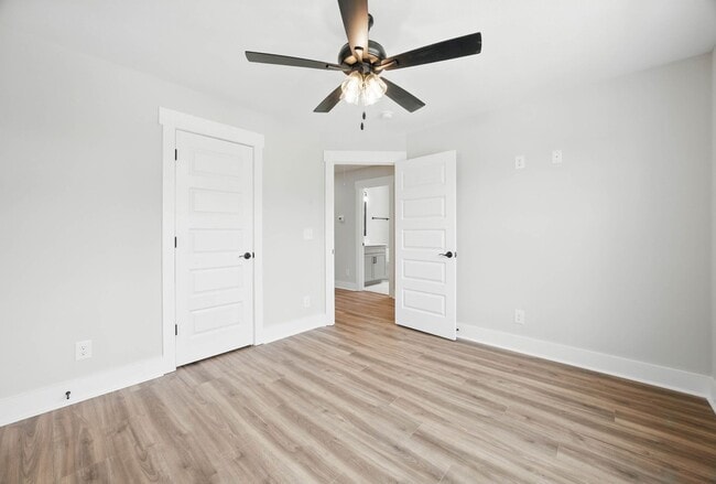 Building Photo - 4 Bedroom Pet Friendly Home For Rent Near ...