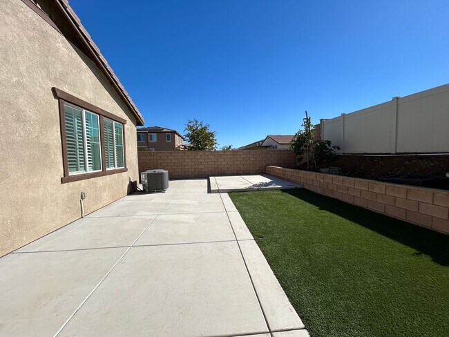 Building Photo - 28343 Harvest Gold Ct