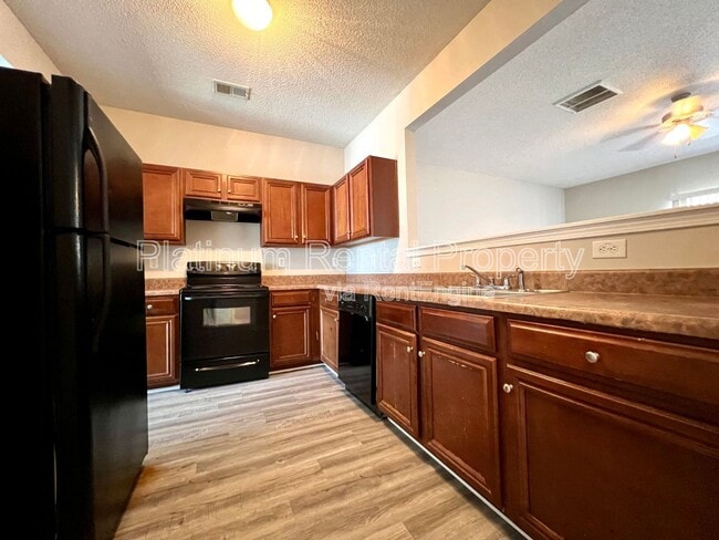 Building Photo - 5517 Sable Way
