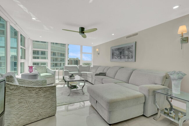 Building Photo - 1620 S Ocean Blvd