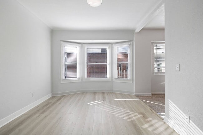 Building Photo - 839 Leavenworth