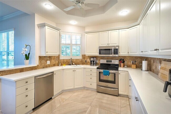 Building Photo - 5264 Bouchard Cir