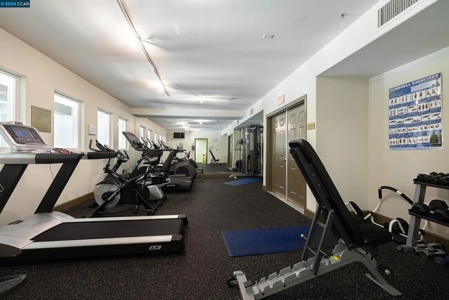 Building Photo - 1800 Alma Ave