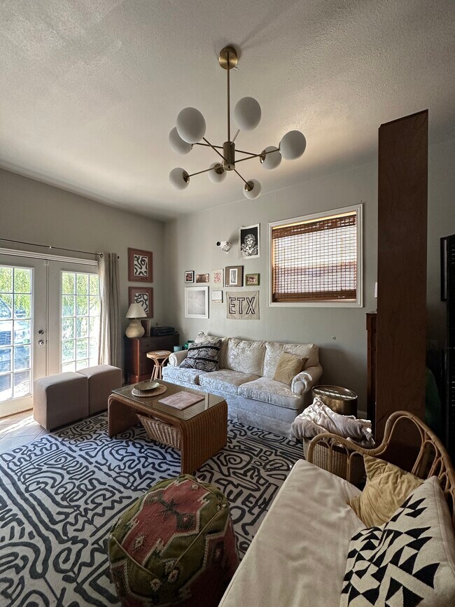 Building Photo - 849 N Third St