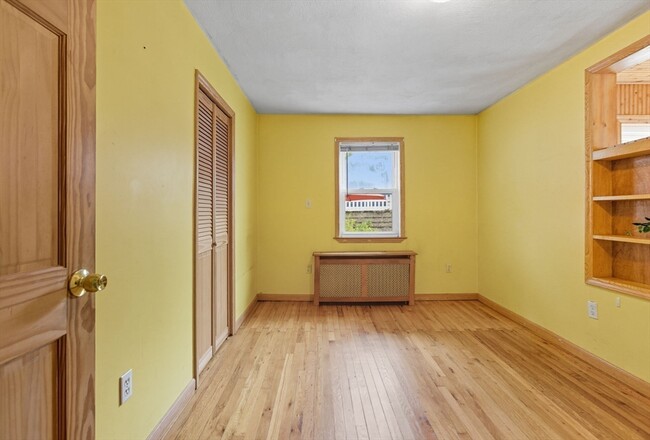 Building Photo - 60 Haines St