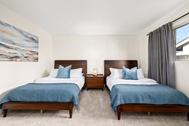 Building Photo - 632 Kenoak Dr