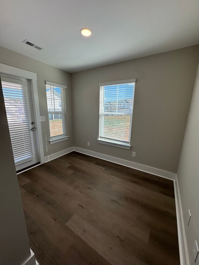 Building Photo - 112 Brawley Villas Pl