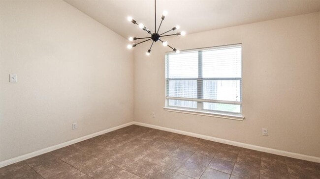 Building Photo - 502 Hidden Brook Ln