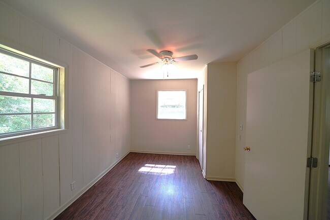 Building Photo - 874 Carrollton Vila Rica Hwy
