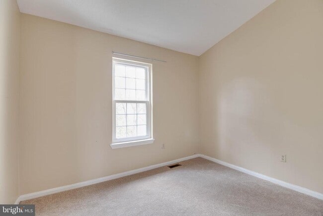 Building Photo - 849 St Michaels Dr