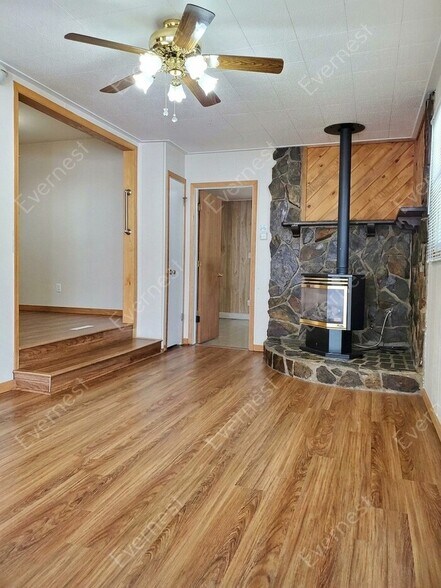 Building Photo - 1116 Juniper Ct