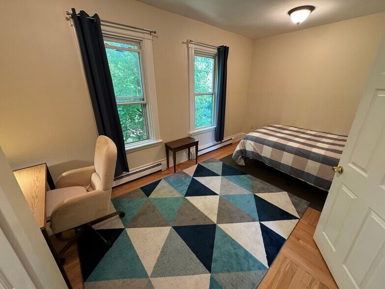 Second Bedroom - 262 10th St