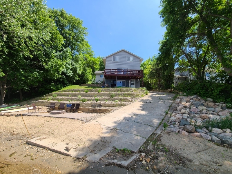 Building Photo - 28660 W Lake Dr