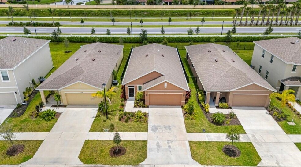 Building Photo - 12230 SW Rimini Way