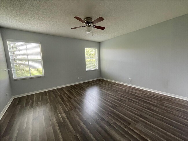 Building Photo - 1631 Orion Ln
