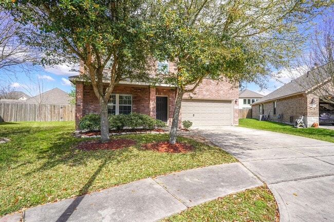 Building Photo - 13802 Dunhurst Ln