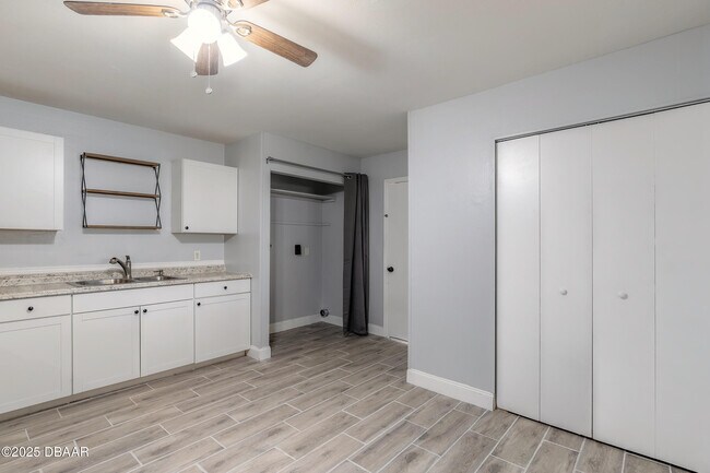 Building Photo - 109 S Colorado Ave