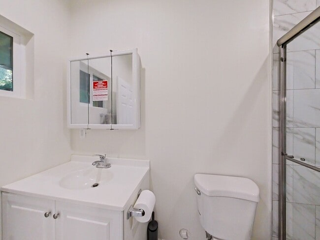 Building Photo - NEW CONSTRUCTION: Modern ADU with Private Entrance!