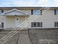 Building Photo - Meadowbrook Drive 839-841