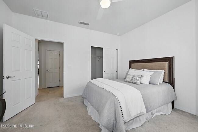 Building Photo - 225 Sweet Pne Trl