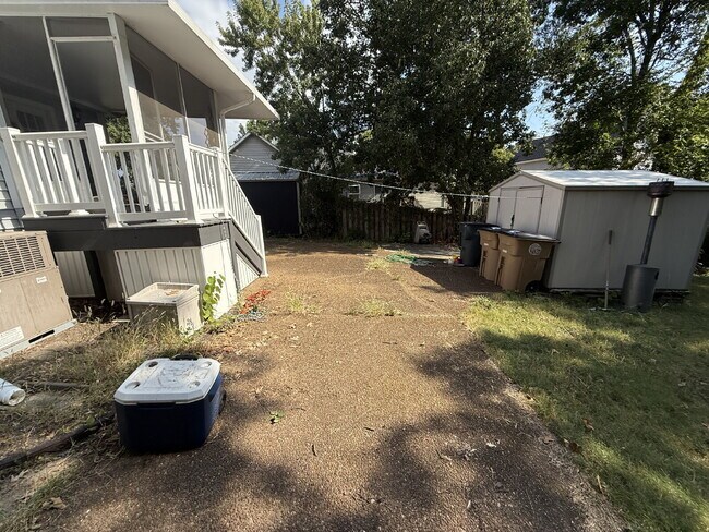 Building Photo - Single-Level 2 Bed, 2 Bath Duplex Near Percy Priest Lake with Lawn Care Included