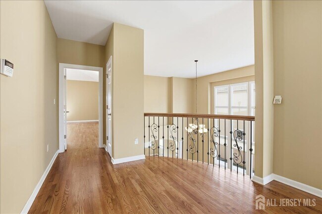 Building Photo - 86 Davinci Dr